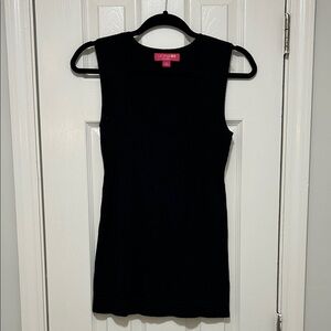 Liz Lange Maternity for Target Black Ribbed Sleeveless Tank Top